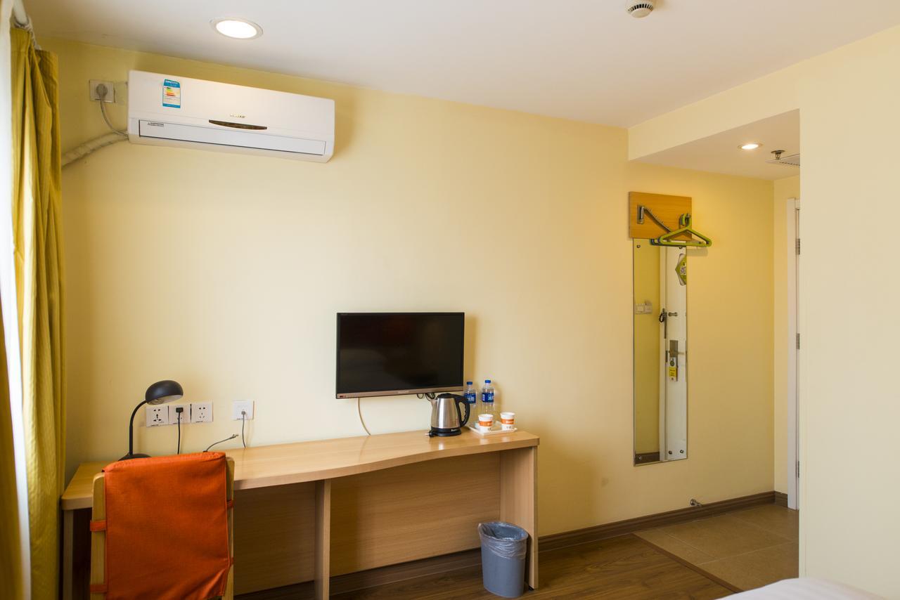 Home Inn Tianjin Weijin Road Tianjin University Exterior foto
